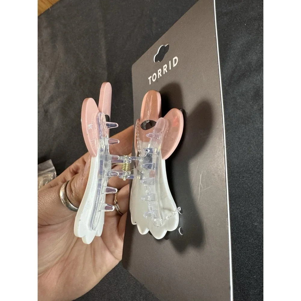 Torrid NWT Acrylic‎ GHOST Vday Hair Claw Clip